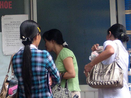 Bớt thủ tục, giấy tờ không cần thiết