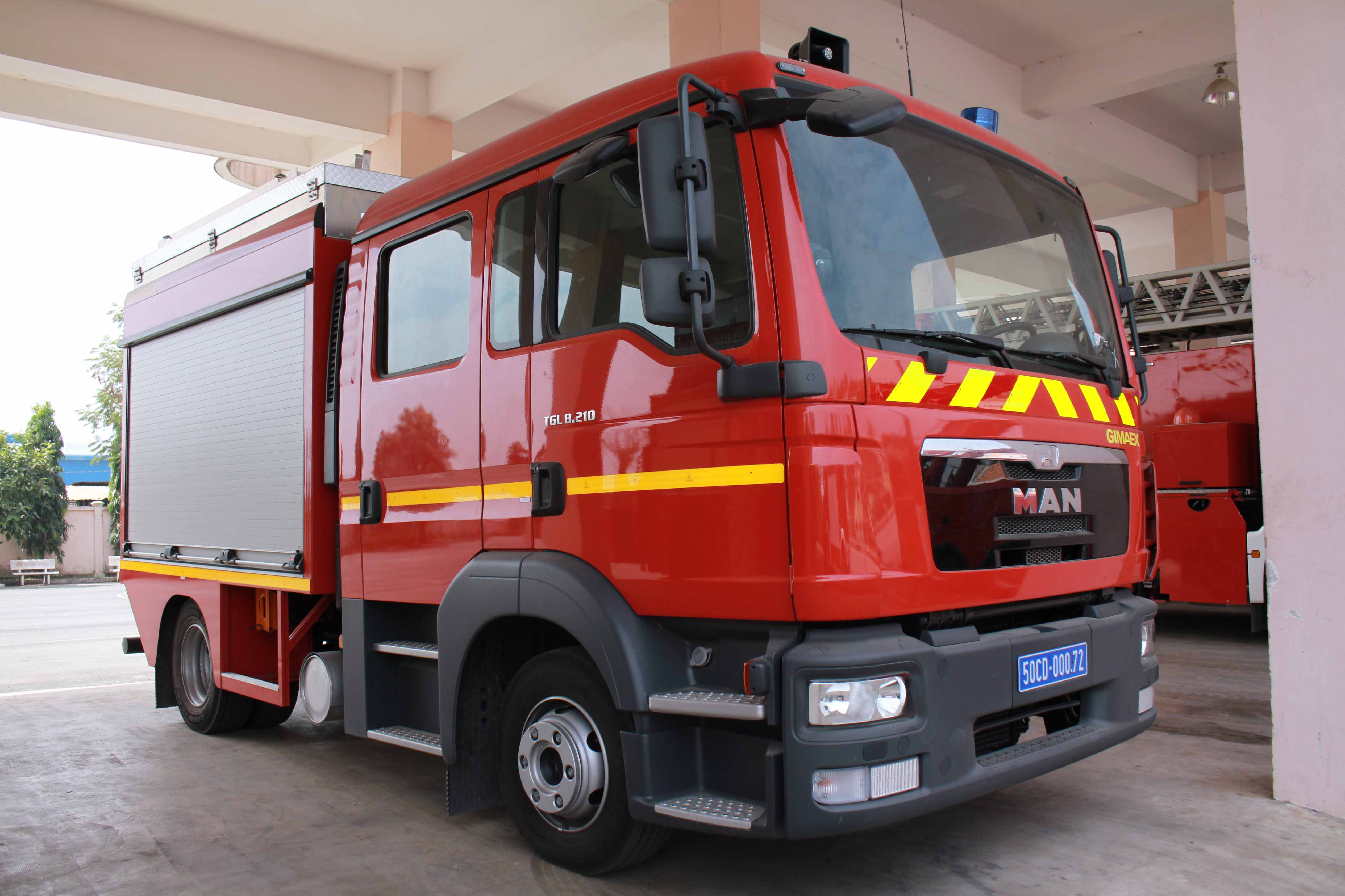 Xe chữa ch&aacute;y cơ động sử dụng c&ocirc;ng nghệ 1-7 l&agrave; loại xe chữa ch&aacute;y nhỏ gọn, dễ cơ động, t&iacute;ch hợp hệ thống cứu hộ v&agrave; chữa ch&aacute;y chuy&ecirc;n nghiệp được thiết kế đặc biệt để xử l&yacute; nhanh c&aacute;c đ&aacute;m ch&aacute;y