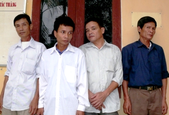 4 đối tượng tr&acirc;u tặc bị C&ocirc;ng an huyện Như Thanh bắt giữ. Ảnh C&ocirc;ng an cung cấp