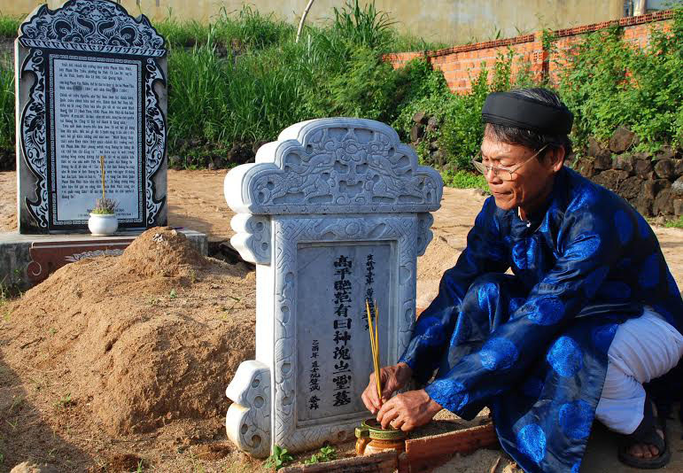 Một ng&ocirc;i một gi&oacute; ở đảo L&yacute; Sơn Ảnh: TỬ TRỰC