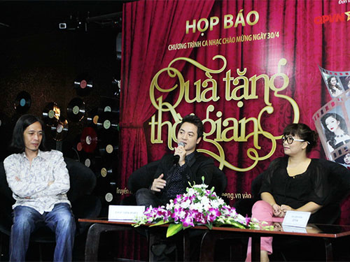 Quà tặng thời gian là những ca khúc cách mạng