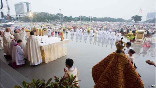 Buổi lễ th&aacute;nh tại Manila sẽ kết th&uacute;c chuyến thăm ch&acirc;u &Aacute; của Gi&aacute;o ho&agrave;ng. Ảnh: AP