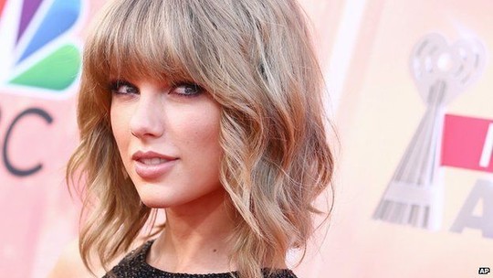 Màn kịch giữa Taylor Swift với Apple ?