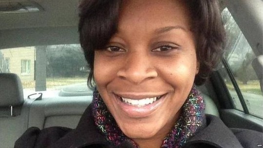 Sarah Bland mới chỉ nhận công việc mới ở Texas. Ảnh: BBC