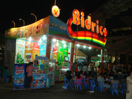 Gian hàng Bidrico tại hội chợ mua sắm Tết ở TP HCM