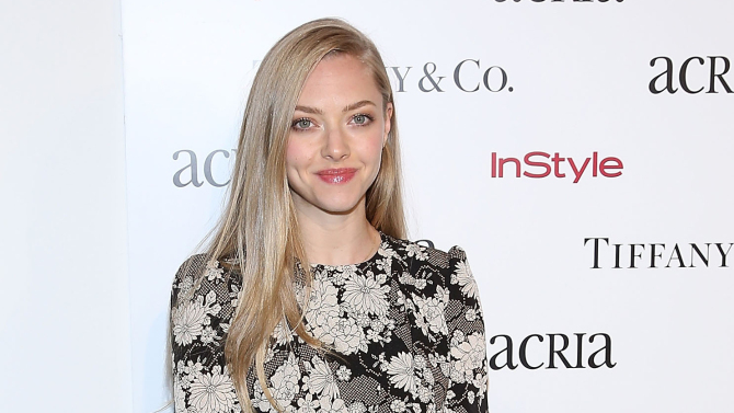 Amanda Seyfried bức x&uacute;c chuyện bất b&igrave;nh đẳng th&ugrave; lao nam v&agrave; nữ ở Hollywood