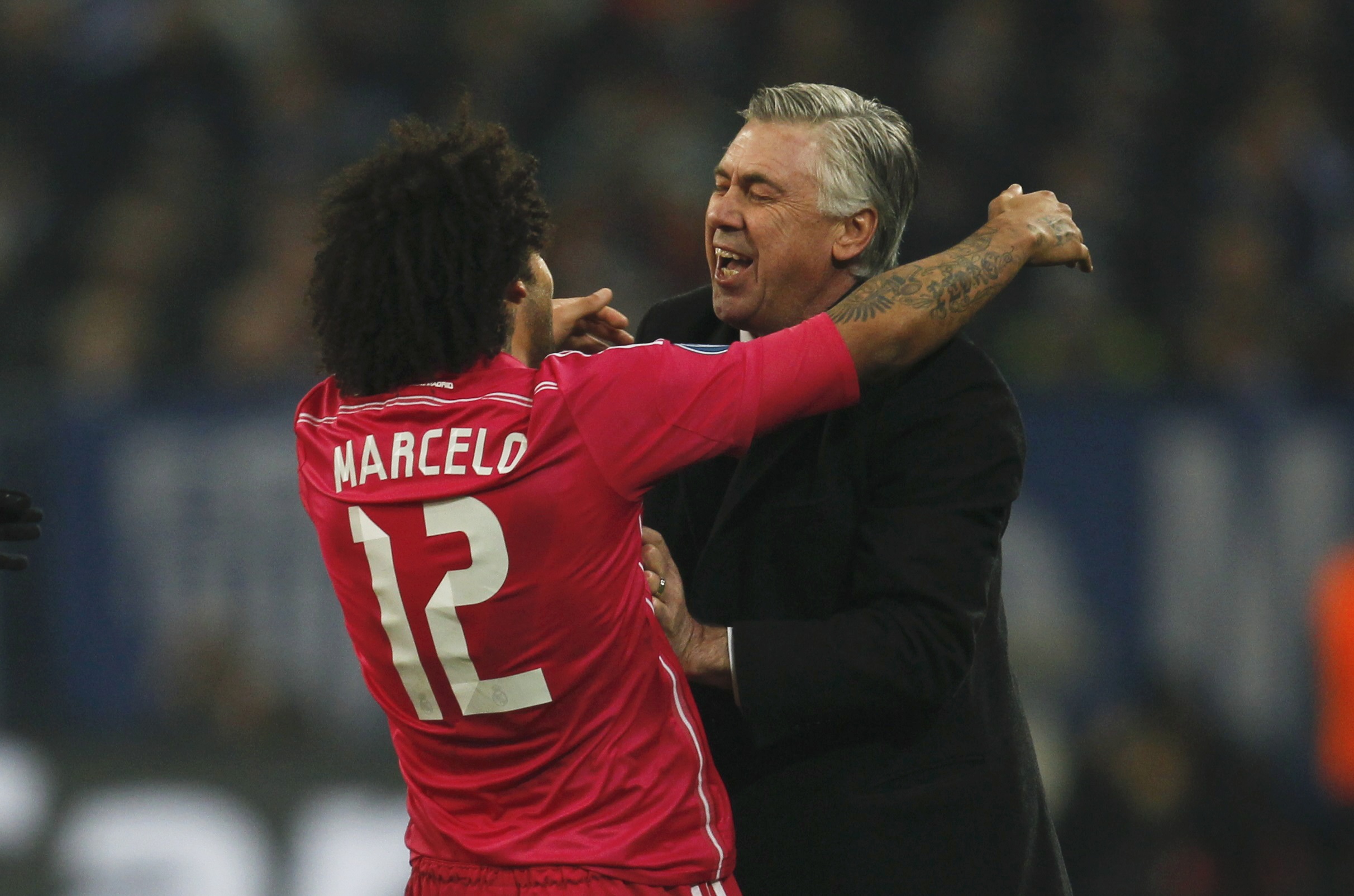 HLV Ancelotti san bằng kỷ lục của Guardiola ở Barcelona