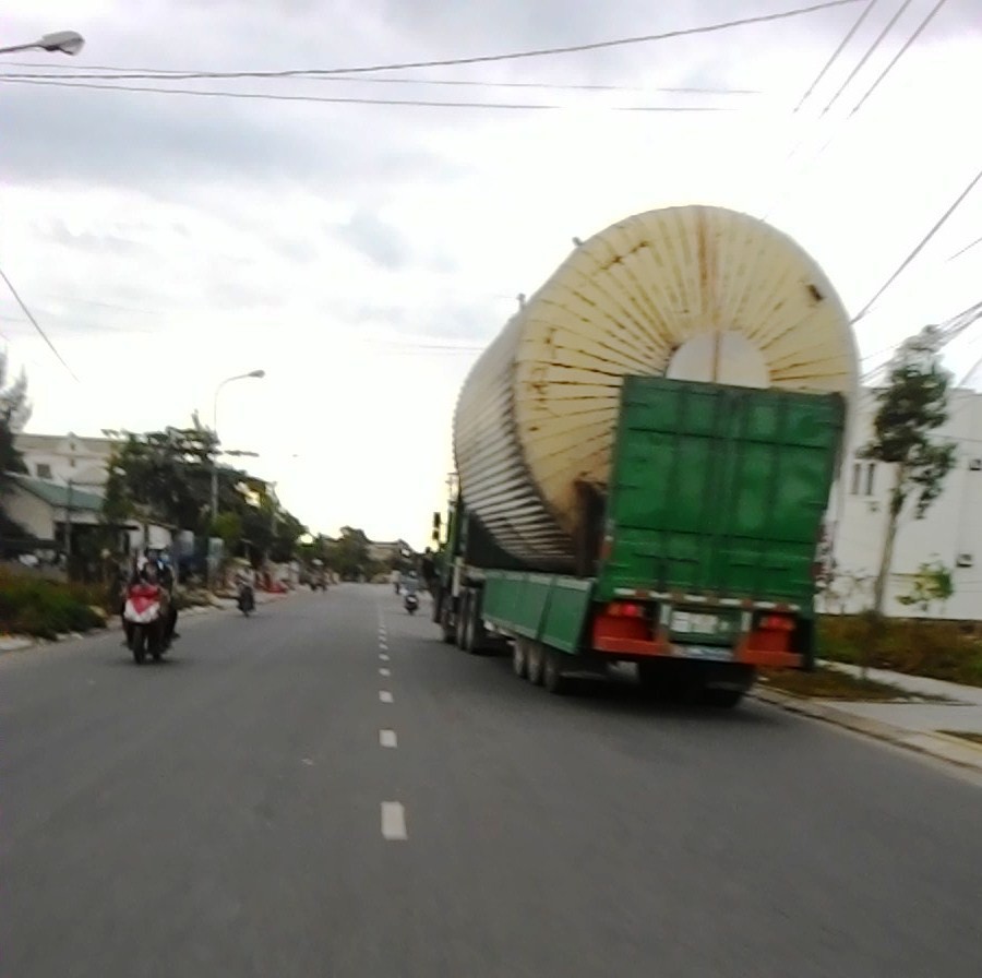 Chiều cao của chiếc xe này gần 5 m