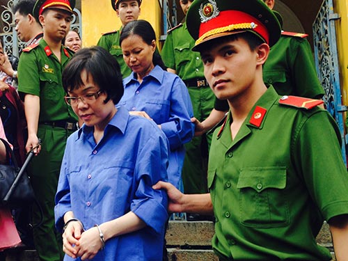 Tham nhũng ở hầu hết các lĩnh vực