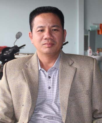 Chờ cả đêm để trả lại tiền khách bỏ quên