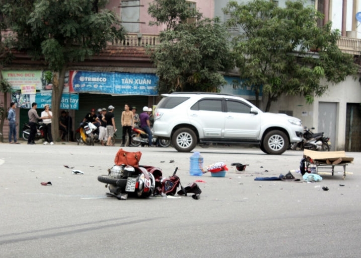 Hiện trường vụ tai nạn. Ảnh: Th&aacute;i Cao