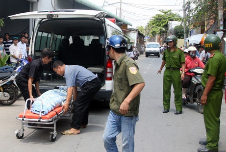 Bình khí đá phát nổ, 3 người tử vong