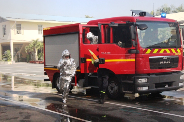 Xe chữa ch&aacute;y chuy&ecirc;n nghiệp gi&uacute;p cho việc PCCC thuận lợi hơn