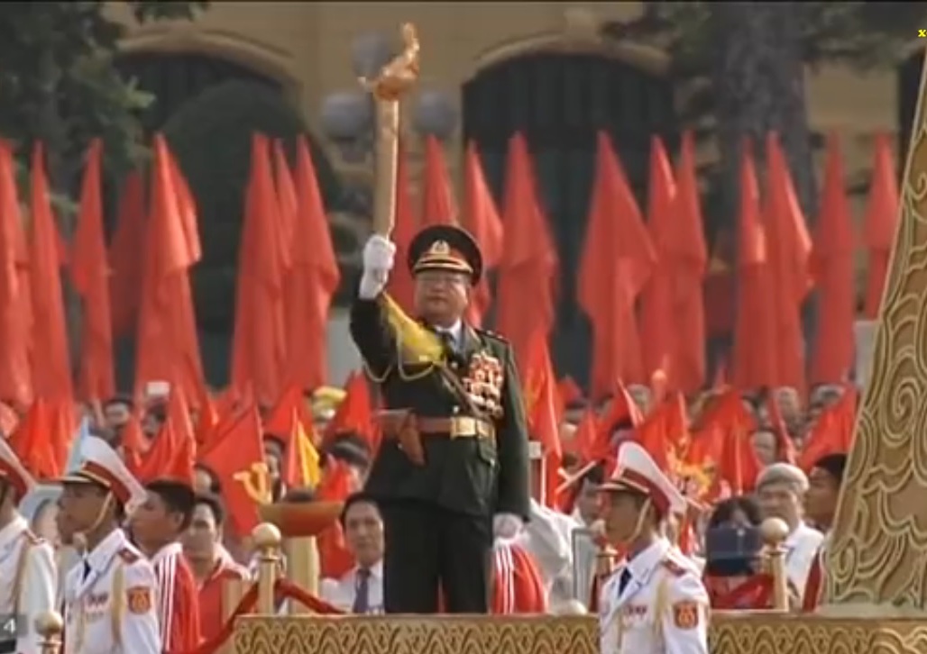Thắp đuốc tr&ecirc;n đ&agrave;i lửa Kỷ niệm 70 năm C&aacute;ch mạng th&aacute;ng T&aacute;m v&agrave; Quốc kh&aacute;nh nước Cộng h&ograve;a x&atilde; hội chủ nghĩa Việt Nam