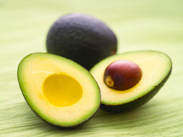 Chứa nguồn Vitamin E c&oacute; lợi, bơ gi&uacute;p th&uacute;c đẩy khả năng hoạt động của tinh tr&ugrave;ng