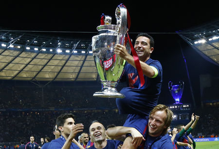 Đ&acirc;y c&oacute; lẽ l&agrave; danh hiệu cuối c&ugrave;ng của đội trưởng Xavi bởi m&ugrave;a sau anh sẽ sang Qatar thi đấu