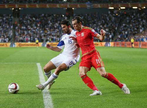 Bỉ thắng 5 sao, Gareth Bale đưa Xứ Wales lên ngôi đầu