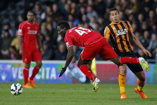 Balotelli (45) bỏ lỡ nhiều cơ hội ghi b&agrave;n đ&aacute;ng tiếc cho Liverpool