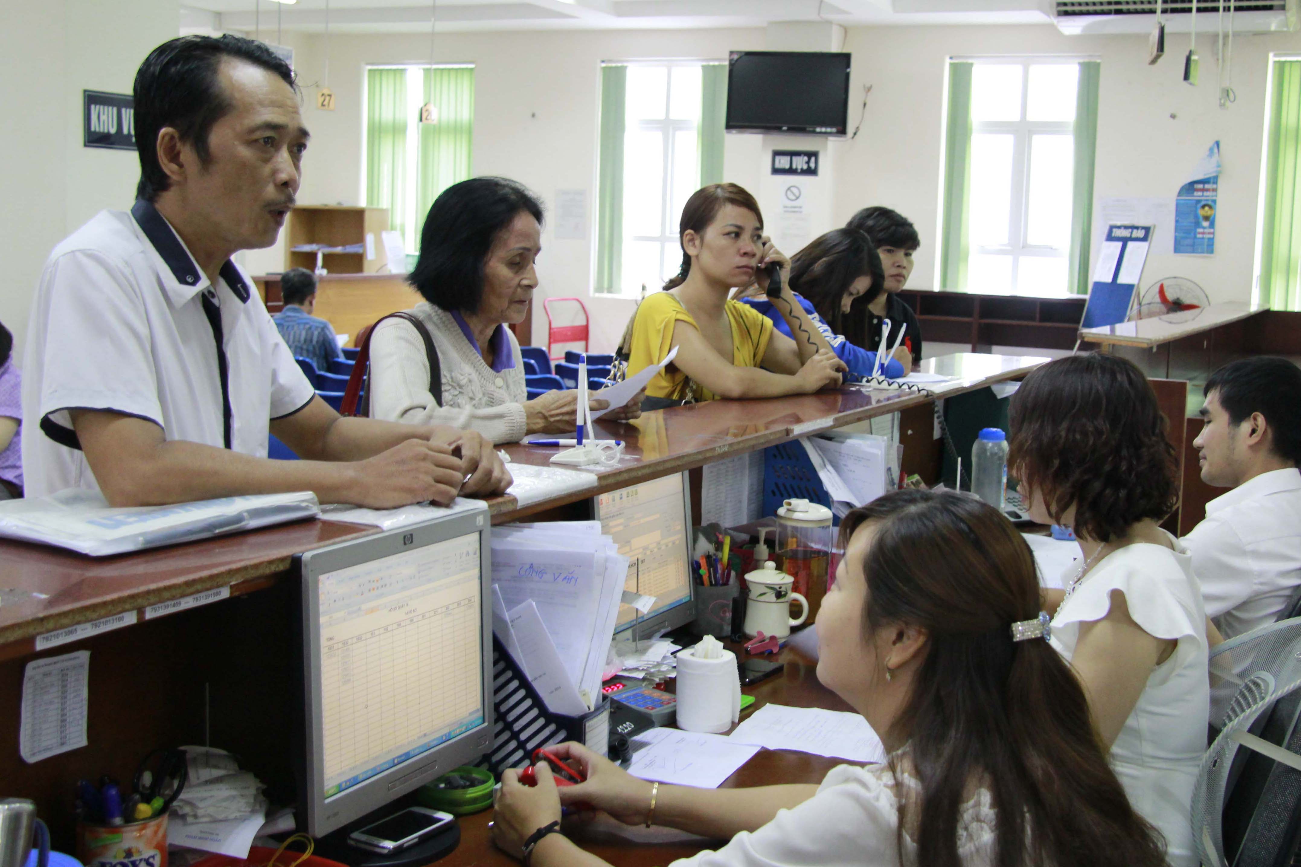 C&aacute;ch t&iacute;nh lương hưu lao động nam từ năm 2021 - Ảnh 2.