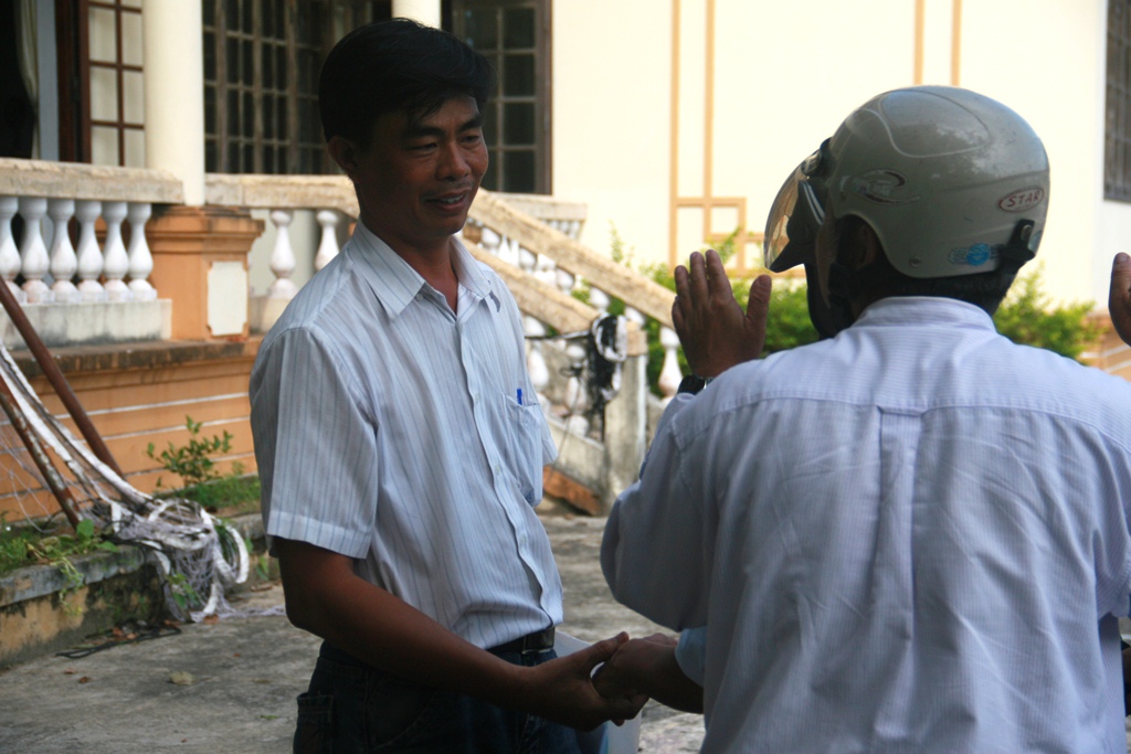 Tuy bị truy tố tội Tham &ocirc; t&agrave;i sản nhưng bị c&aacute;o Đạo kh&ocirc;ng bị đ&igrave;nh chỉ c&ocirc;ng t&aacute;c, hiện vẫn đang l&agrave;m việc tại TTYT huyện Thăng B&igrave;nh