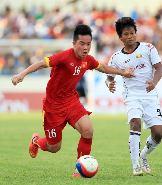 Tiền đạo Thanh B&igrave;nh chơi ấn tượng với một b&agrave;n thắng