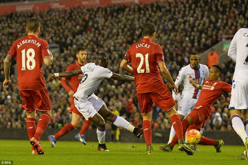 Arsenal hòa trận derby, Liverpool trắng tay trước Palace
