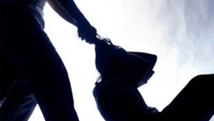 Bắt kẻ dùng búa đập đầu vợ sau 22 năm trốn lệnh truy nã