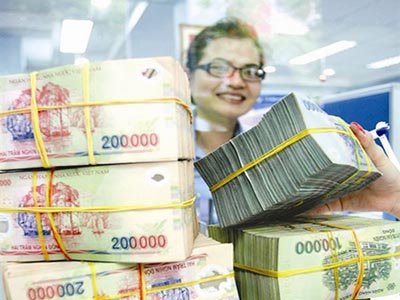 "Tuýt còi" cuộc đua tăng lãi suất huy động