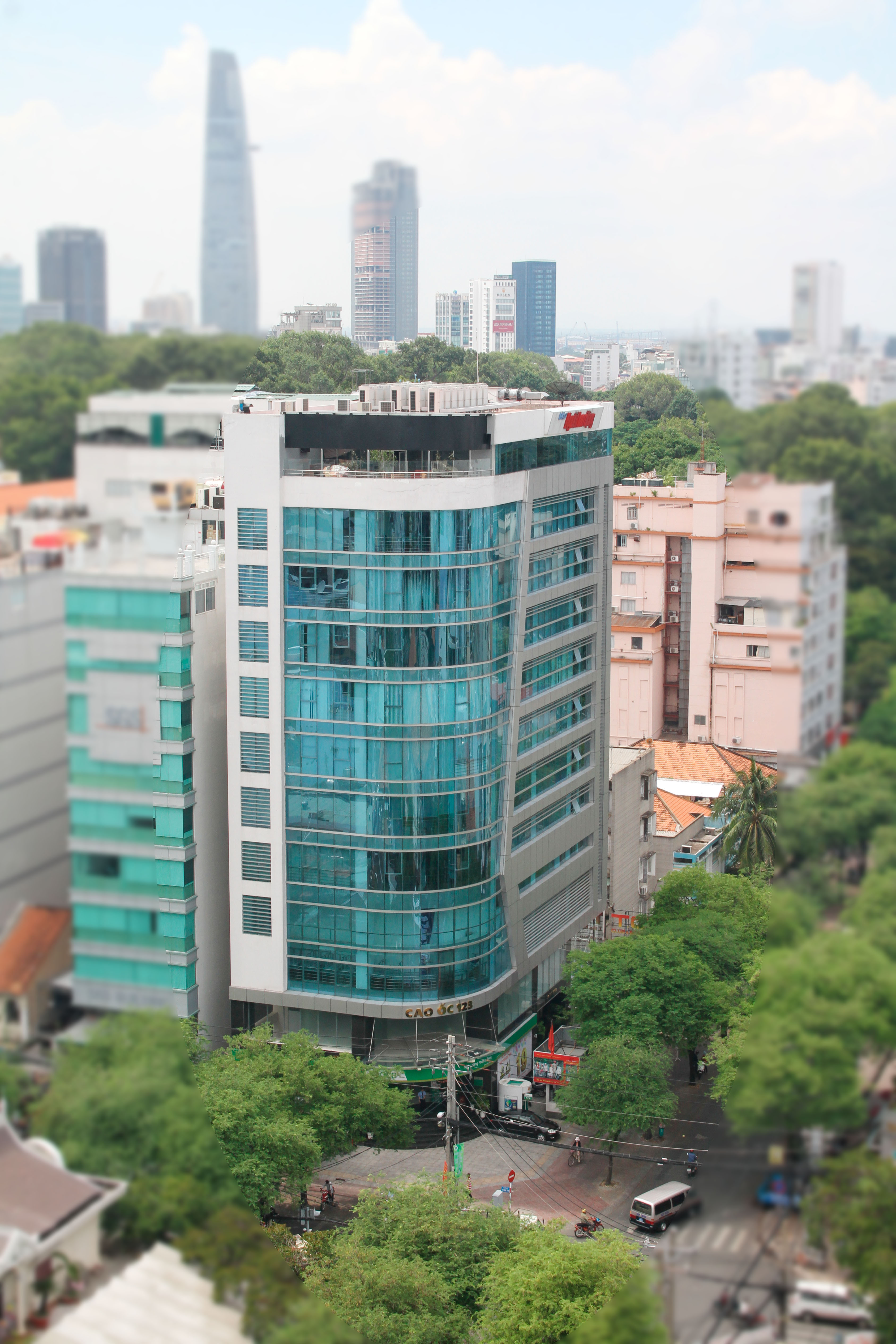 Cao ốc B&aacute;o Người Lao Động (123 V&otilde; Văn Tần, P.6, Q.3, TP HCM) Ảnh: HO&Agrave;NG TRIỀU