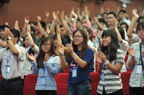 Tuyên dương con CNVC-LĐ vượt khó, học tốt