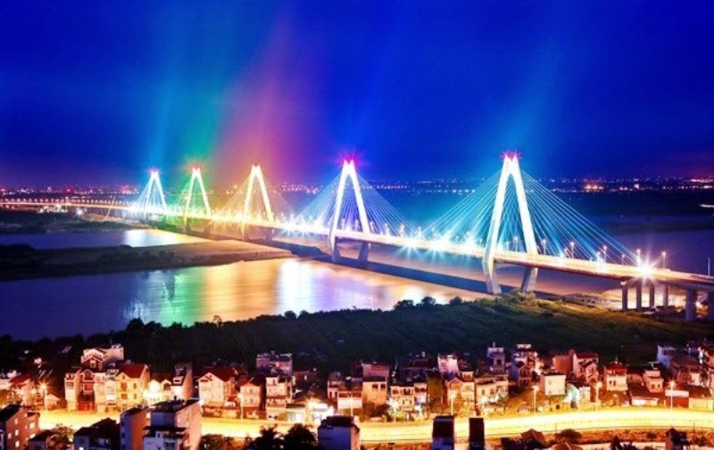 Đề xuất bắn ph&aacute;o hoa tại cầu Nhật T&acirc;n để biến đ&acirc;y th&agrave;nh điểm đến văn h&oacute;a, du lịch của Thủ đ&ocirc; H&agrave; Nội