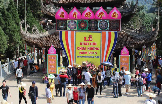 Cả họ làm quan