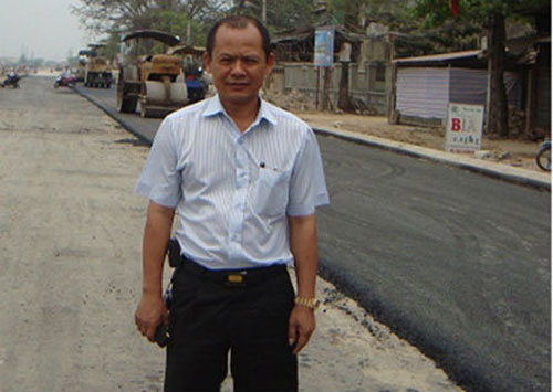 &ldquo;Doanh nh&acirc;n ho&agrave;n lương&rdquo; Minh &ldquo;s&acirc;m&rdquo; c&ograve;n mở cả v&otilde; đườngẢnh: Tư liệu