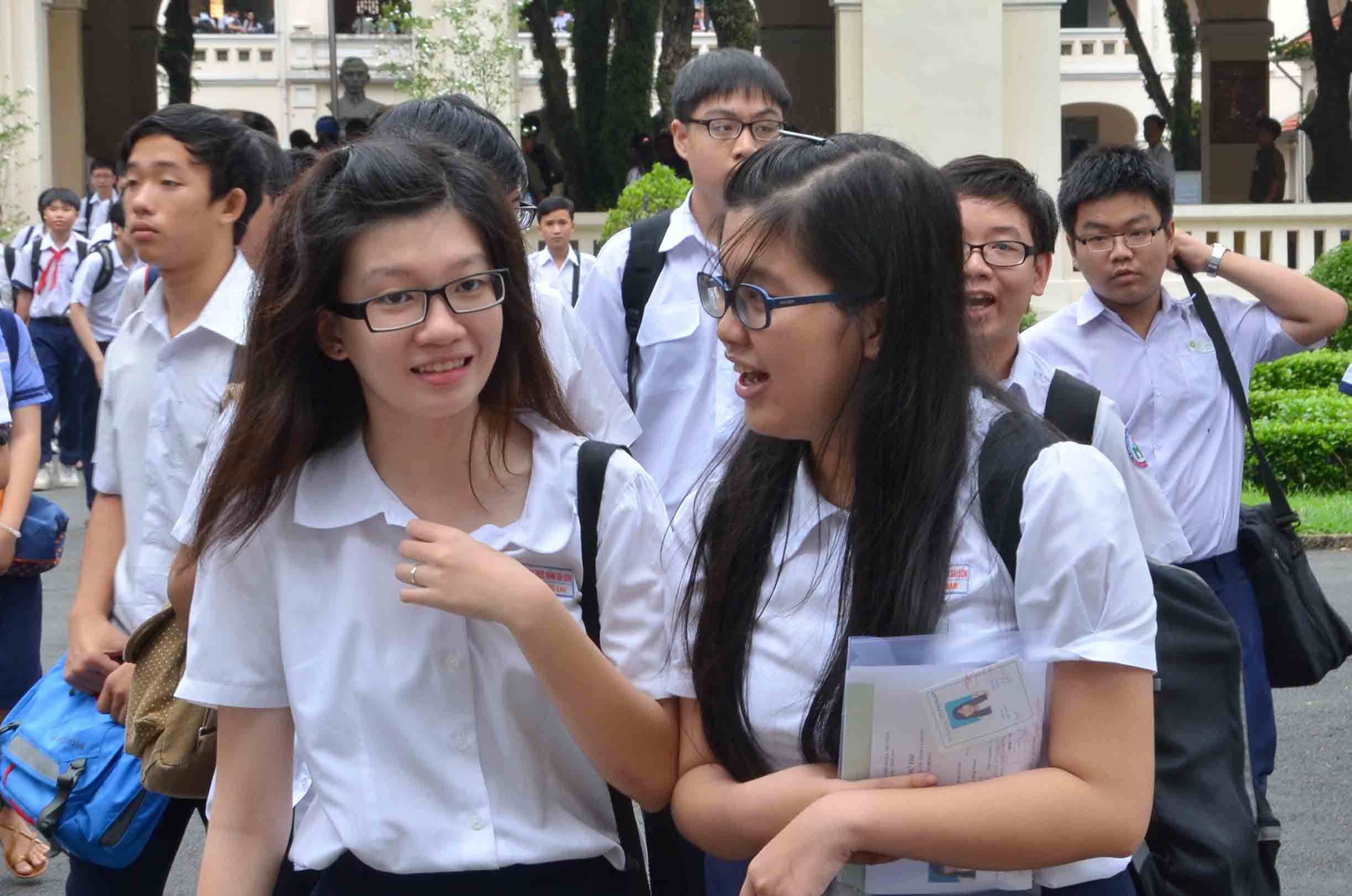 Học sinh thi vào lớp 10 tại Trường THPT chuyên Lê Hồng Phong (TP HCM) năm 2014 Ảnh: TẤN THẠNH