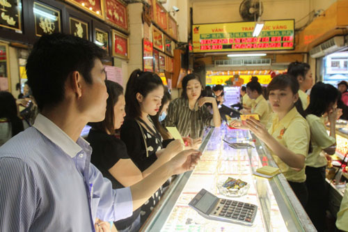 Tỉ giá khó tăng thêm