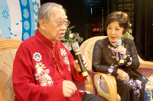 GS-TS Trần Văn Khê còn nặng nợ với cải lương
