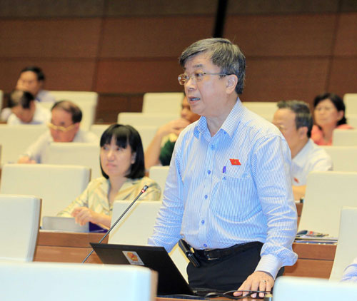 Đại biểu Trương Trọng Nghĩa đánh giá các quy định về thời hạn xét xử tạo ra rất nhiều dư địa cho sự trì hoãn và tùy tiện về thời gian Ảnh: THẮNG NGỌC
