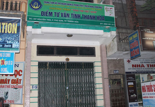 Hàng ngàn nông dân nghèo sập bẫy từ thiện