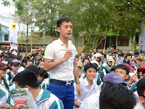 Đau đáu nỗi lo học phí