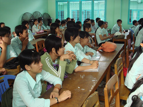 Tránh “bẫy” di cư