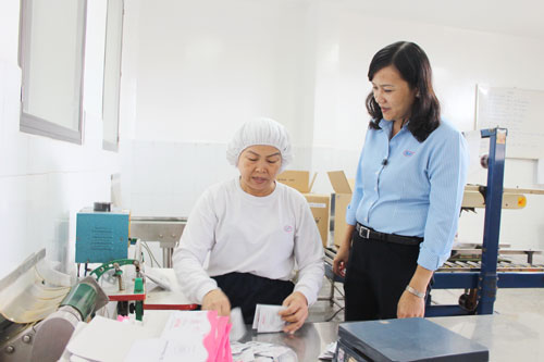 Tận tụy với công nhân