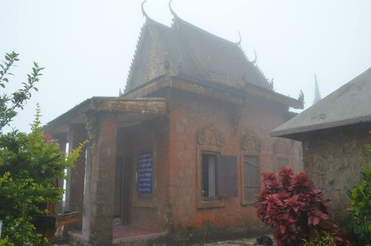 Bokor ngày mưa: Lạ lùng hơn ta tưởng!
