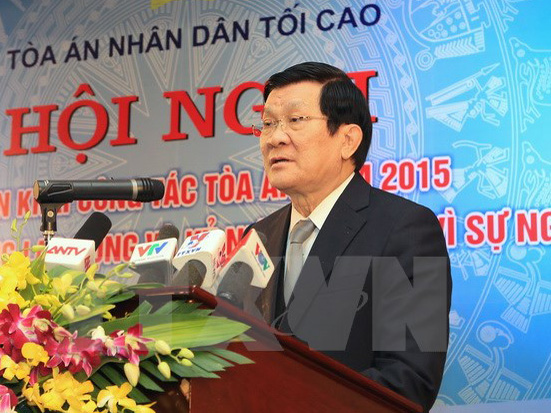 Chủ tịch nước Trương Tấn Sang: Thẩm ph&aacute;n, Hội thẩm x&eacute;t xử độc lập v&agrave; chỉ tu&acirc;n theo ph&aacute;p luật - Ảnh: TTXVN