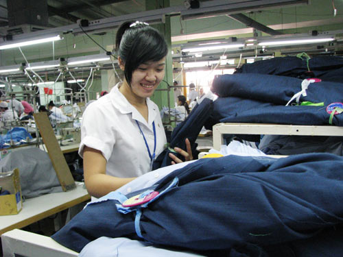 Làm việc ở 2 công ty, công ty nào đóng BHXH cho người lao động?
