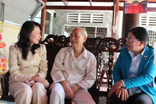 Đẩy mạnh phong trào đền ơn đáp nghĩa