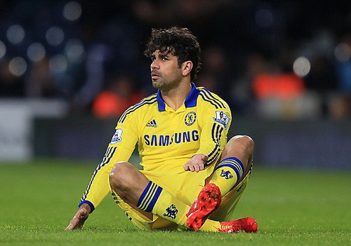 Chelsea cần người hỗ trợ cho Diego Costa hay gây gổ trên sân và thường xuyên chấn thương