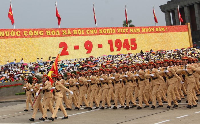 Khối nữ Cảnh s&aacute;t giao th&ocirc;ng