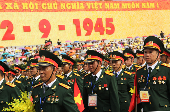 C&aacute;c cựu chiến binh từng v&agrave;o sinh gia tử