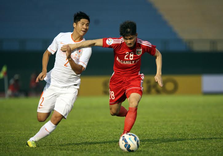 Công Vinh (28), người thi đấu xuất sắc với Sơn Đông Lỗ Năng trong trận lượt đi