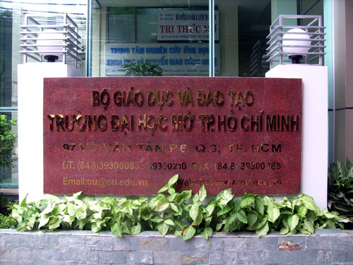 Thanh tra đề nghị làm rõ việc bán thầu tại ĐH Mở TP HCM